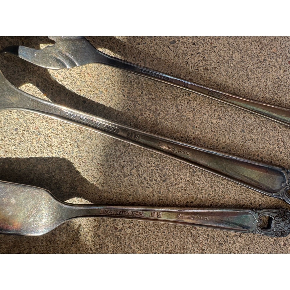 Vintage 1847 Rogers Bros "Eternally Yours" silverplate flatware set Partial - Picture 8 of 13